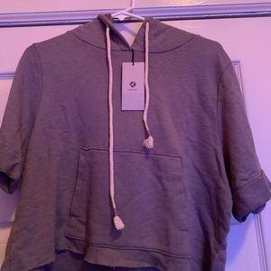 Cropped hoodie